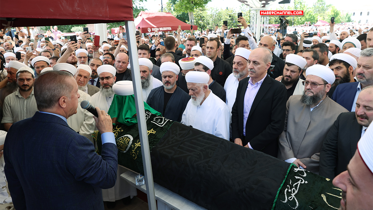 Cumhurbaşkanı Erdoğan Mahmut Ustaosmanoğlu'nun cenazesine katıldı