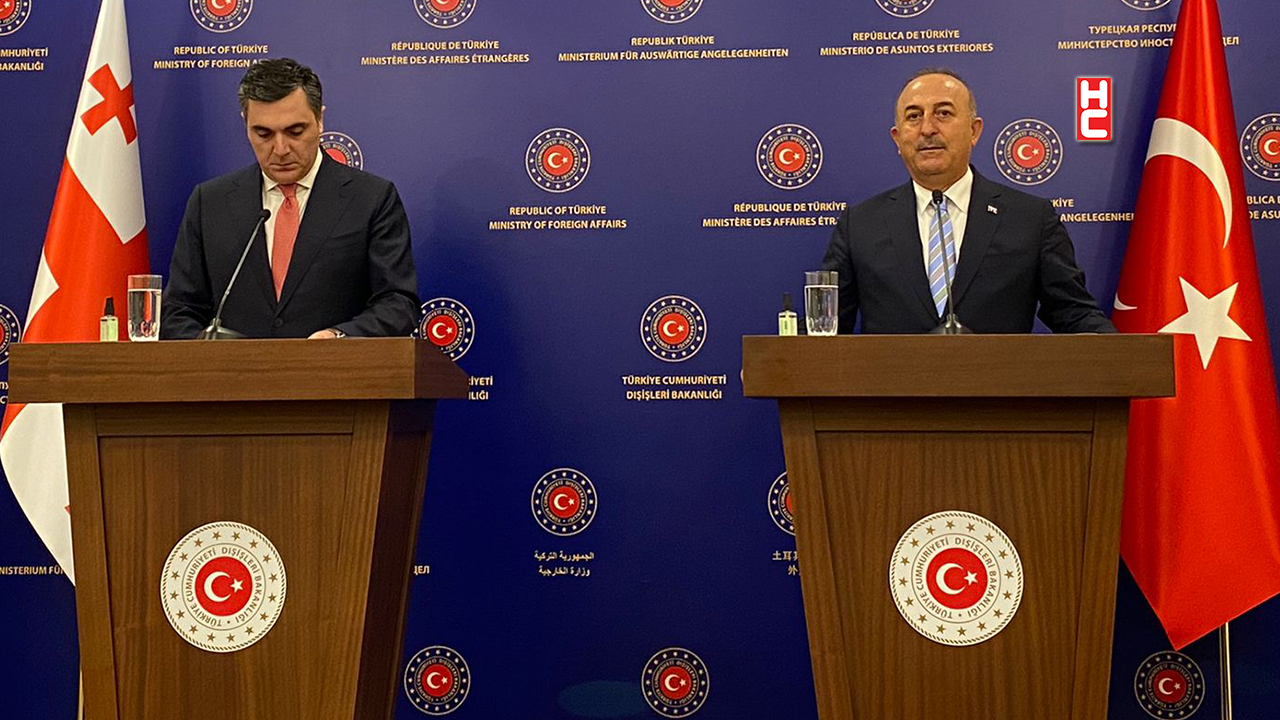 Dışişleri Bakanı Çavuşoğlu:"Bu savaş diplomasi masasında bitecek"