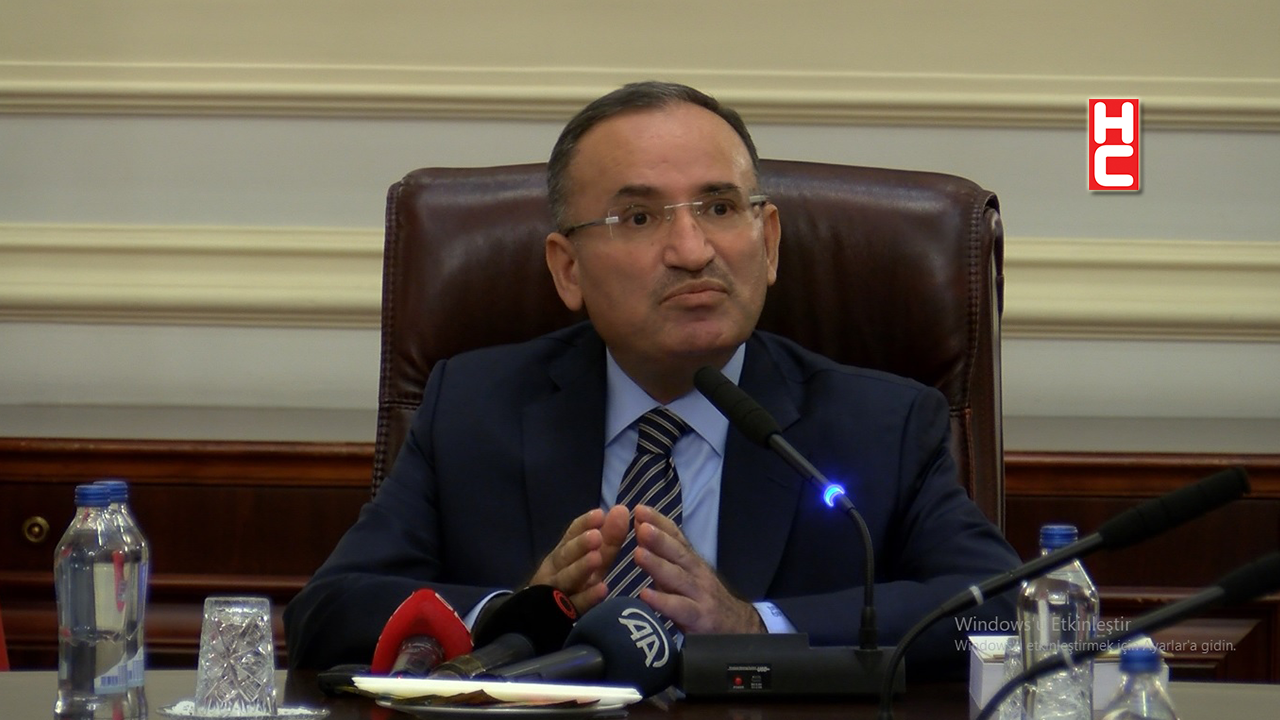 Adalet Bakanı Bekir Bozdağ'dan '15 Temmuz' mesajı
