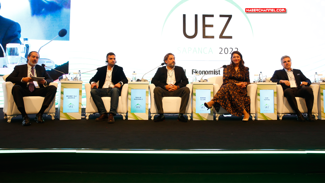 UEZ 2022’de dijital dönüşümün farklı sektörlere etkisi ele alındı...