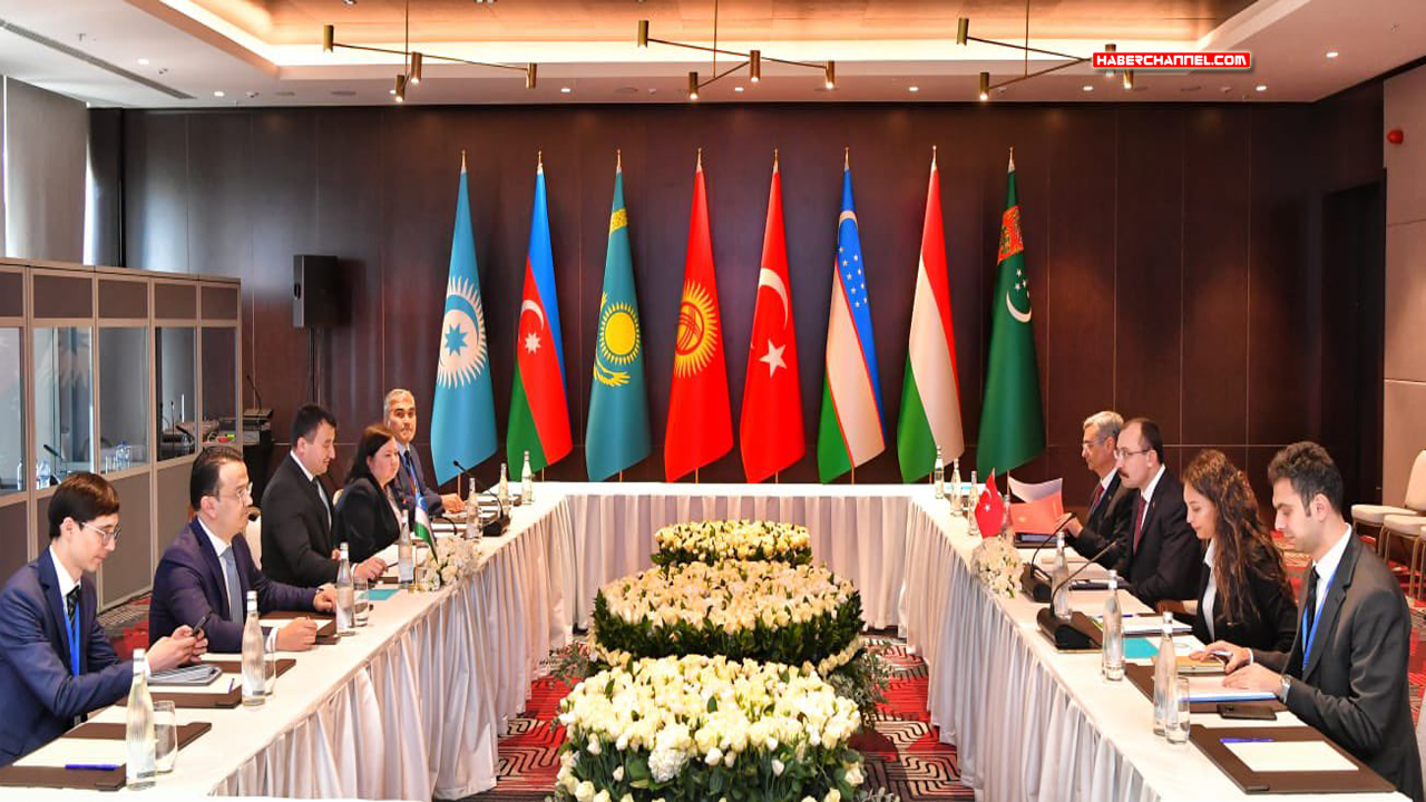 Bakan Muş, Özbekistan Başbakan Yardımcısı, Yatırımlar ve Dış Ticaret Bakanı Hocayev ile görüştü...