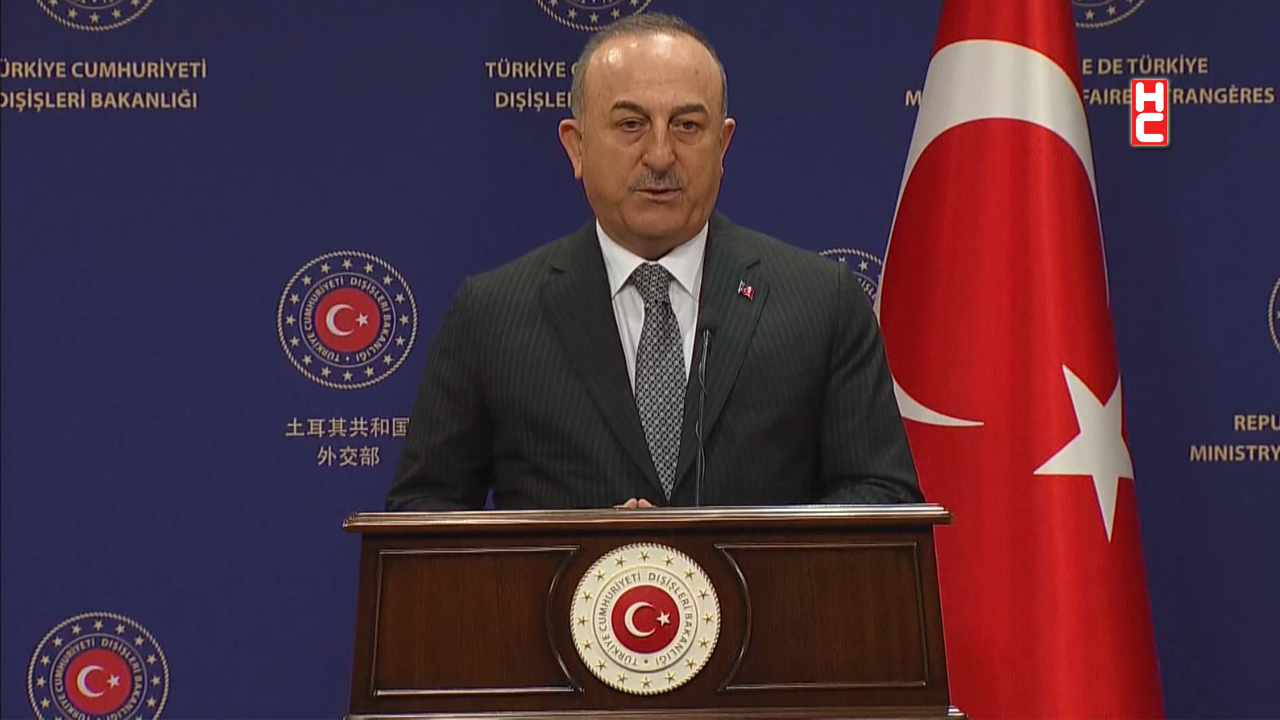 Bakan Çavuşoğlu, Ürdünlü mevkidaşı Safadi ile ortak basın toplantısı düzenledi