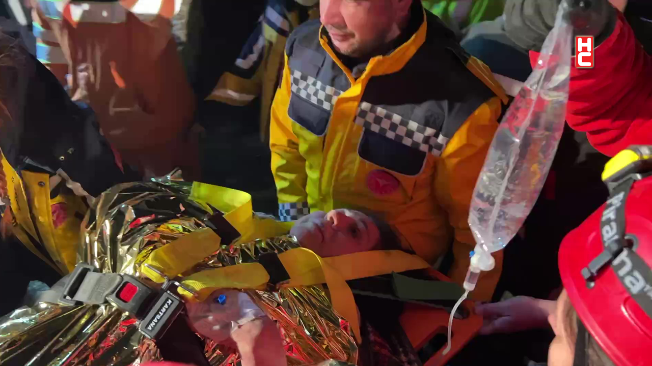 Suriyeli Macide, depremden 136 saat sonra sağ çıkarıldı...