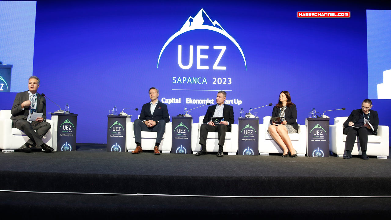 'UEZ 2023’te Türk şirketlerin global arenadaki başarısı için gereken stratejiler konuşuldu