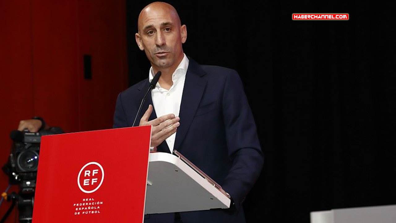 İspanya Futbol Federasyonu Başkanı Luis Rubiales istifa etti