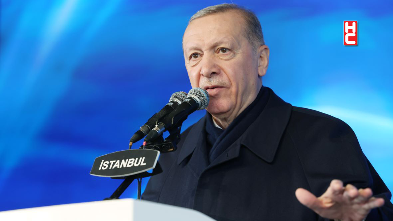 Cumhurbaşkanı Erdoğan: "İstanbul'un iki yakasına iki büyük tünel inşa ederek karayolu ulaşımını rahatlatacağız"