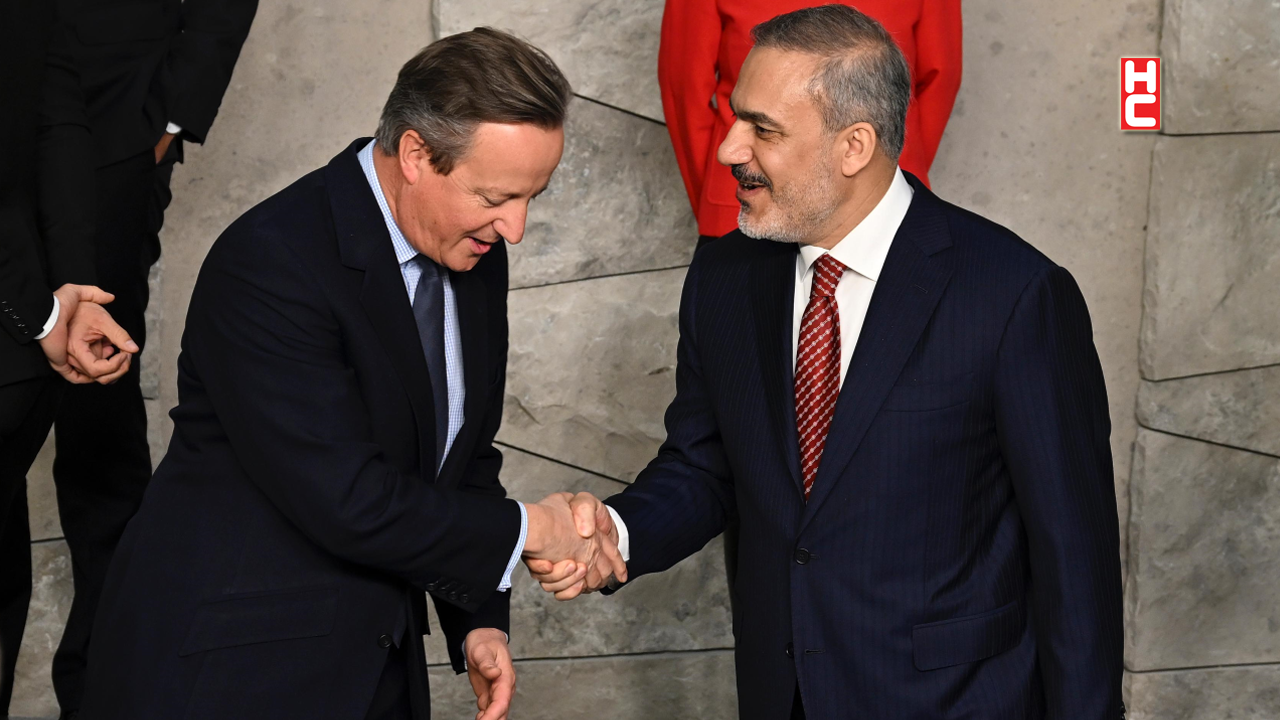 İngiltere Dışişleri Bakanı David Cameron, Türkiye'ye geliyor...
