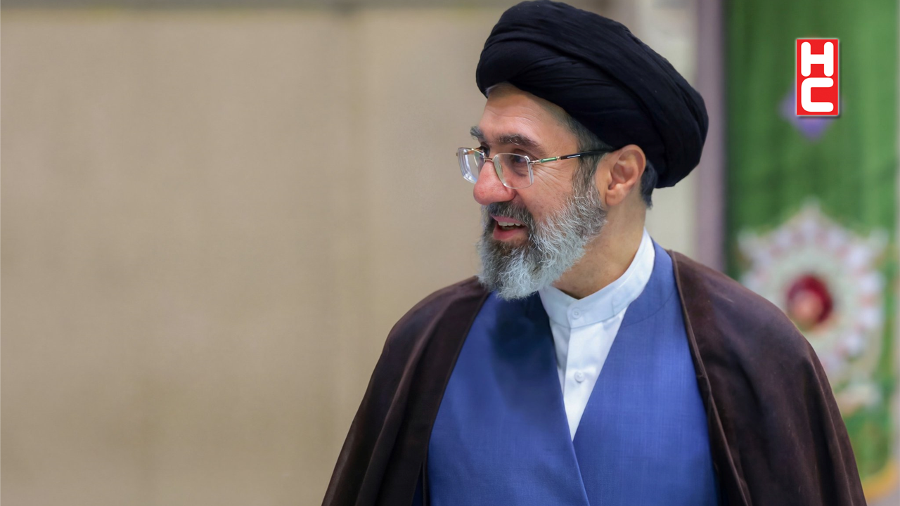 Hamaney: "Hürmüz Boğazı'nda yeni bir sayfa açılıyor"