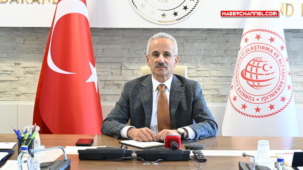 Bakan Uraloğlu: "Türk sahipli 11 gemi Hürmüz Boğazı'nı güvenli şekilde geçti"