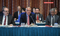 Bakan Ersoy: "Turizm geliri 35 milyar doları aştı"