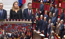 Fransa parlamentosundan 1 dakikalık saygı duruşu