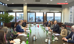 Bakan Çavuşoğlu Estonyalı mevkidaşı Reinsalu ile görüştü