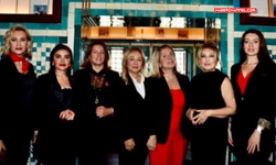 Türk-Dünya İş Kadınları Platformu, Atatürk’ü anma programı düzenledi...