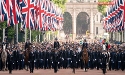 İngiliz polis gücü, en geniş kapsamlı güvenlik taramasından geçirildi...