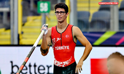 "Ersu Şaşma", sırıkla atlamada madalya kazanan ilk Türk sporcu oldu