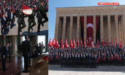 Bakan Osman Aşkın Bak, gençler ve sporcularla birlikte Anıtkabir'i ziyaret etti