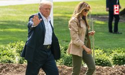 Donald Trump, eşi Melania Trump ile Texas'ta incelemelerde bulundu