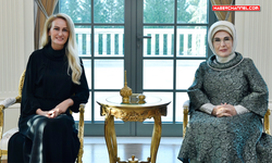 Emine Erdoğan, KKTC Cumhurbaşkanı'nın eşi Nilden Bektaş Erhürman ile bir araya geldi