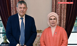 Emine Erdoğan, UNRWA Genel Komiseri Philippe Lazzarini ile görüştü