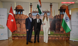 Bollywood renkleriyle alışveriş ve eğlence bir arada