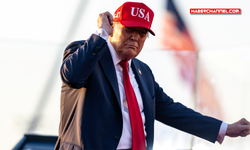 Trump: "İran donanmasına ait 9 gemi imha edildi"