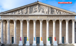 Fransız Senatosu, 15 yaşından küçüklere kısmen sanal medya yasağı getiren tasarıyı kabul etti