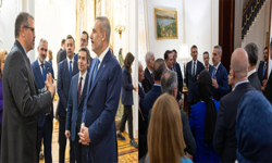 Dışişleri Bakanı Hakan Fidan, Londra’da Türk iş insanlarıyla buluştu