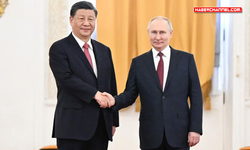 Putin'den Xi Jinping'e doğum günü mesajı