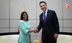 Bakan Alparslan Bayraktar, Venezuela Geçici Devlet Başkanı Delcy Rodriguez ile görüştü