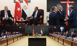 Bakan Hakan Fidan, Mısırlı mevkidaşı Bedir Abdülati ile bir araya geldi