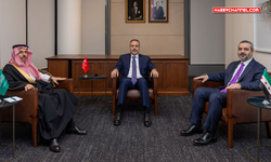 Bakan Fidan, Türkiye-Suriye-Suudi Arabistan Üçlü Dışişleri Bakanları toplantısına ev sahipliği yaptı