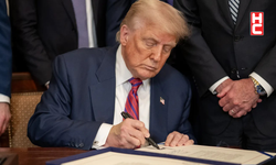 Trump, Rusya'ya yönelik yaptırım ve tarifeleri askıya aldı