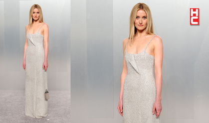 Calvin Klein: Sarah Pidgeon, 2026 Vanity Fair Oscar Partisi’nde göz kamaştırdı