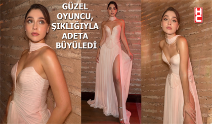 Cemre Baysel, şıklığıyla ve zarafetiyle yine göz kamaştırdı