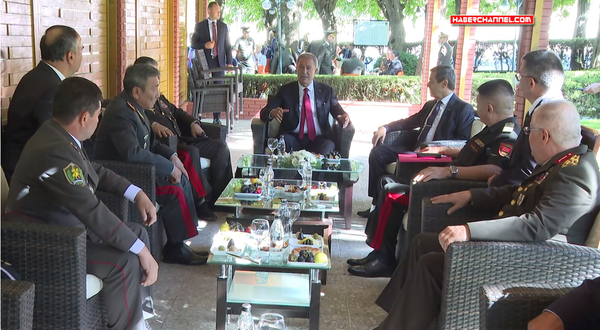 Savunma Bakanı Akar, ​dost ve kardeş ülkelerin savunma bakanları ve yardımcıları ile görüştü