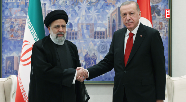 Cumhurbaşkanı Erdoğan, Semerkant'ta İranlı mevkidaşı Reisi ile görüştü