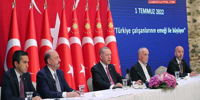 Cumhurbaşkanı Erdoğan: "Yeni asgari ücret net 5 bin 500 TL olacaktır"