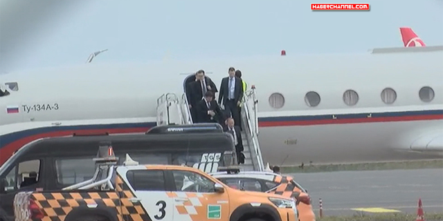 Rus heyeti taşıyan uçak İstanbul Havalimanı'na indi...