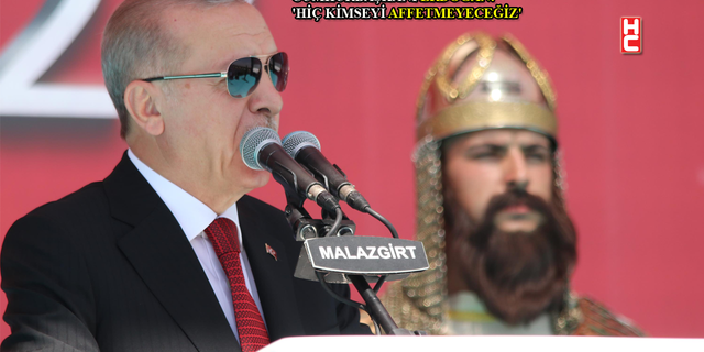 Erdoğan: "Vatanımızı bölmeye, devletimizi yıkmaya çalışan hiç kimsenin gözünün yaşına bakmayacağız"