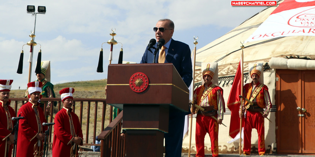 Cumhurbaşkanı Erdoğan: "Bir gece ansızın gelebiliriz, hem de her yere gelebiliriz"