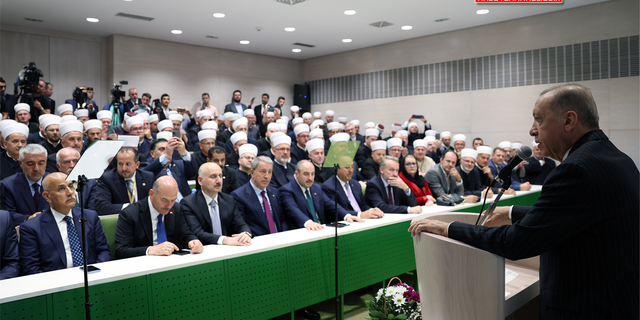 Cumhurbaşkanı Erdoğan, Bosna Hersek İslam Birliği yeni binasını ziyaret etti...