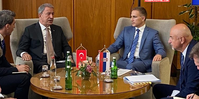 Savunma Bakanı Akar, Sırbistanlı mevkidaşı Stefanovic ile görüştü