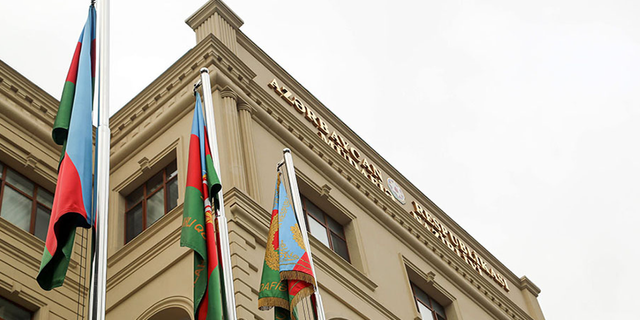 Azerbaycan Savunma Bakanlığı: "Birliklerimize ateş açıldı"