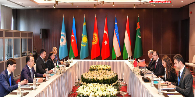 Bakan Muş, Özbekistan Başbakan Yardımcısı, Yatırımlar ve Dış Ticaret Bakanı Hocayev ile görüştü...