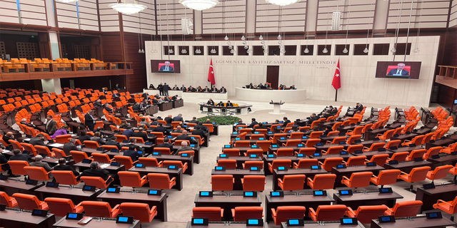 TBMM'de, muhalefetten 'İmamoğlu' kararına tepki...