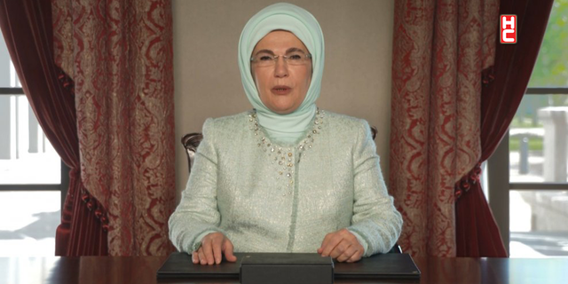 Emine Erdoğan: "Kadınların olmadığı bir siyasi yaşamda ilerlemeden söz edilemez"