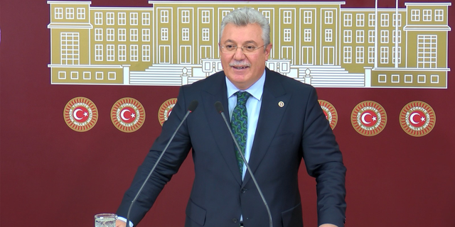 AK Parti'li Akbaşoğlu: "EYT'lilerin maaşları mart ayında yatırılacak"