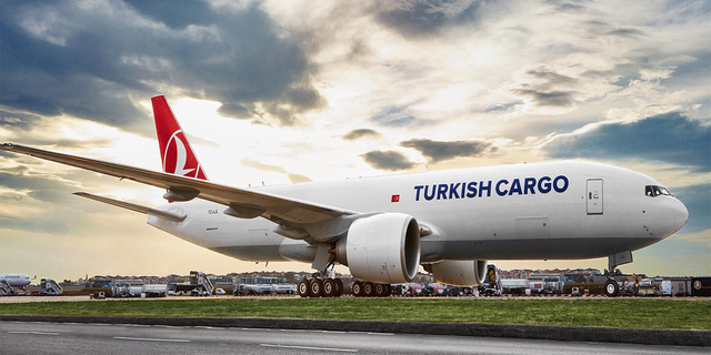 THY, 80 uçuşla 11 bin 780 gönüllüyü deprem bölgesine taşıdı...