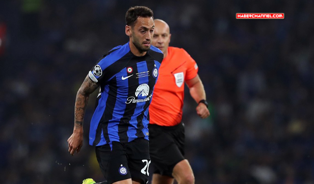 Inter, Hakan Çalhanoğlu'nun sözleşmesini 2027 yılına kadar uzattı...