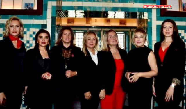 Türk-Dünya İş Kadınları Platformu, Atatürk’ü anma programı düzenledi...